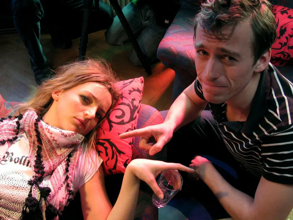 Fotos der Darsteller und Szenen vom Set